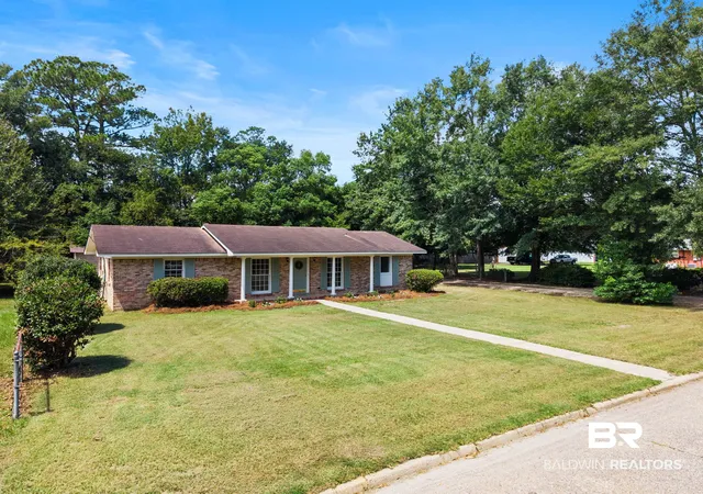 Photo 3 of Sale Pending at 216 6th Avenue, Atmore, AL 36502 | MLS# 410090 | Listing updated on 2026-09-01
