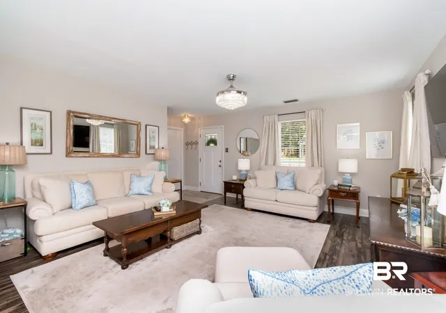 Photo 3 of Single family home for sale at 1110 Mcneil Avenue, Mobile, AL 36609 | MLS# 409270 | Listing updated on 2026-09-16