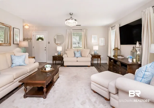 Photo 3 of Single family home for sale at 1110 Mcneil Avenue, Mobile, AL 36609 | MLS# 409270 | Listing updated on 2026-10-12