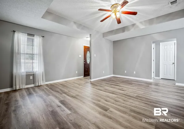 Photo 3 of Single family home for sale at 7394 Spaceview Dr, Saraland, AL 36571 | MLS# 410055 | Listing updated on 2026-09-01