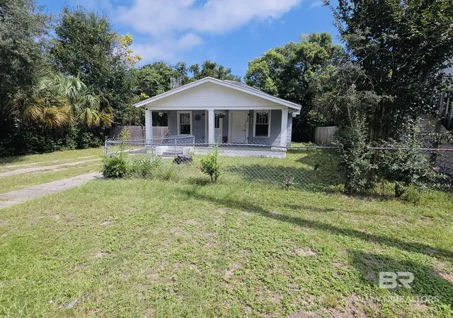 Photo 1 of Multi family home for sale at 204 N East St #A,B and C, Pensacola, FL 32502 | MLS# 411600 | Listing updated on 2026-10-16