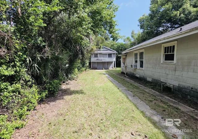 Listing Photo 2 - Condo for sale in building located at 204 N E St, Pensacola, FL 32501 - Unit #A,B and C