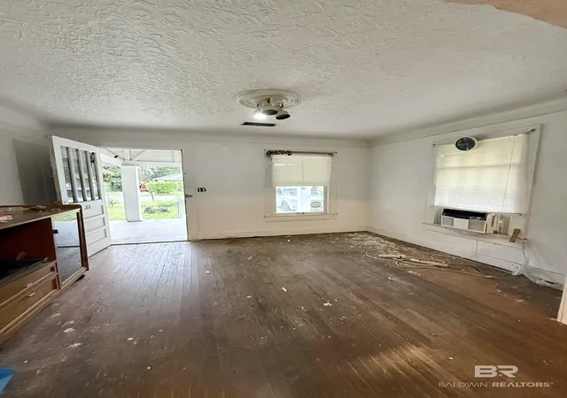 Listing Photo 3 - Condo for sale in building located at 204 N E St, Pensacola, FL 32501 - Unit #A,B and C