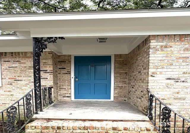 Photo 2 of Single family home for sale at 1204 Marseille Dr, Mobile, AL 36693 | MLS# 411545 | Listing updated on 2026-10-05