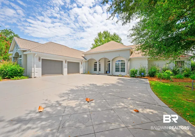 Photo 1 of Single family home for sale at 339 Royal Dr, Gulf Shores, AL 36542 | MLS# 409211 | Listing updated on 2026-09-02