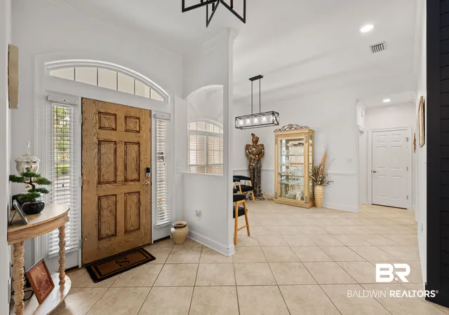 Photo 3 of Single family home for sale at 339 Royal Dr, Gulf Shores, AL 36542 | MLS# 409211 | Listing updated on 2026-09-02