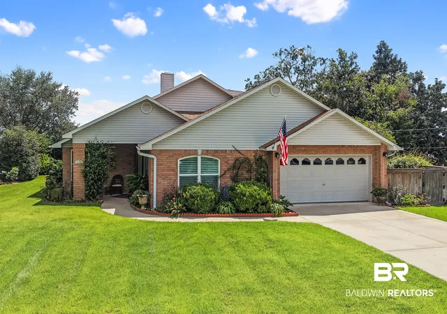 Photo 2 of Single family home for sale at 2089 Clb House Dr, Lillian, AL 36549 | MLS# 410801 | Listing updated on 2026-09-16
