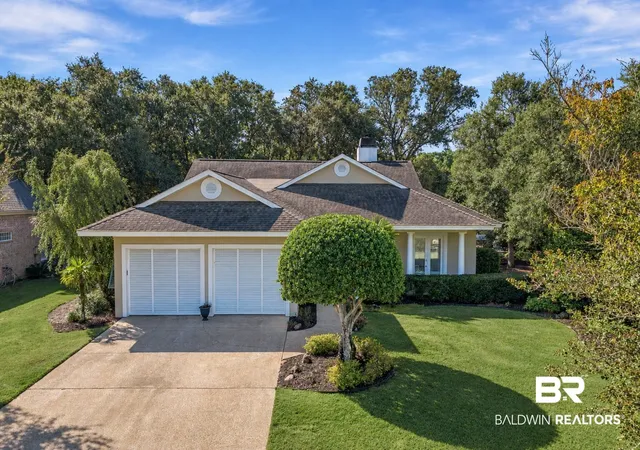Photo 1 of Single family home for sale at 33 Lagoon Dr, Gulf Shores, AL 36542 | MLS# 411219 | Listing updated on 2026-09-29