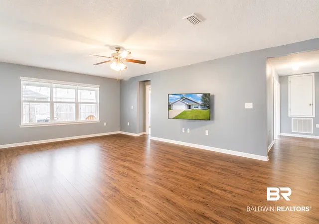 Photo 3 of Single family home for sale at 20588 Catamaran Dr, Robertsdale, AL 36567 | MLS# 398587 | Listing updated on 2026-09-21