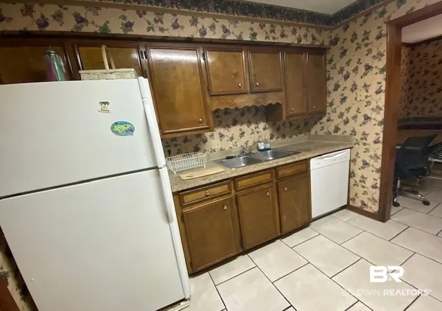 Photo 4 of Townhouse for sale at 6533 Cedar Bnd Ct #A, Mobile, AL 36608 | MLS# 410174 | Listing updated on 2026-09-03