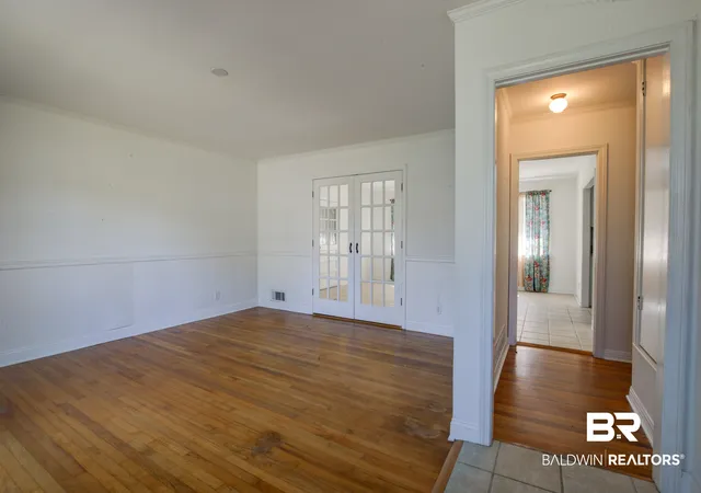 Photo 2 of Single family home for sale at 602 Gayfer Ave, Fairhope, AL 36532 | MLS# 410114 | Listing updated on 2026-09-22