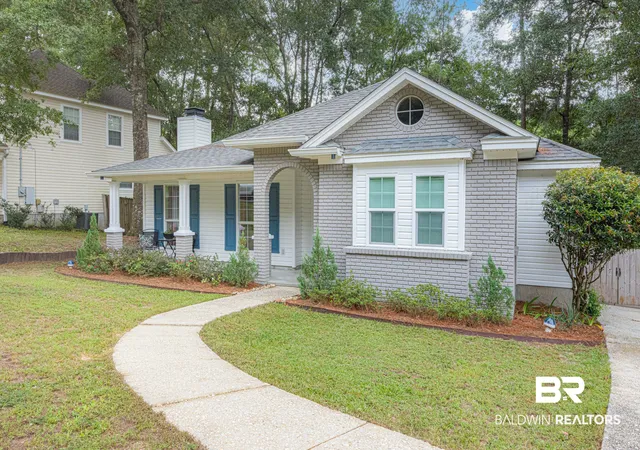 Photo 2 of Single family home for sale at 106 Avon Cir, Daphne, AL 36526 | MLS# 410325 | Listing updated on 2026-09-10