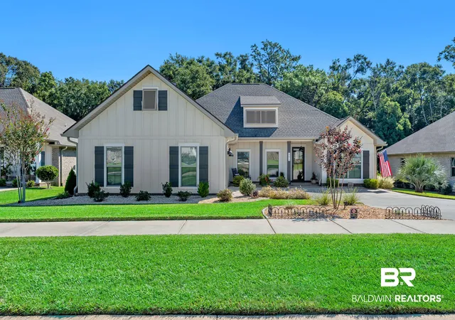 Photo 1 of Single family home for sale at 651 Mcarthur Ln, Fairhope, AL 36532 | MLS# 410958 | Listing updated on 2026-09-24