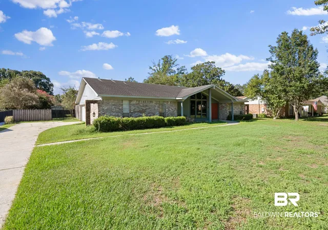 Photo 3 of Single family home for sale at 504 N Vaughn Dr, Satsuma, AL 36572 | MLS# 410434 | Listing updated on 2026-09-10