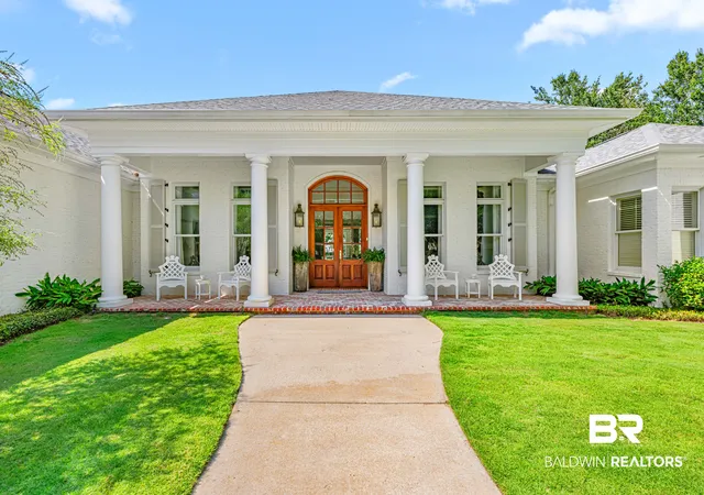 Photo 1 of Single family home for sale at 6411 Beaver Crk Dr, Fairhope, AL 36532 | MLS# 410280 | Listing updated on 2026-09-10