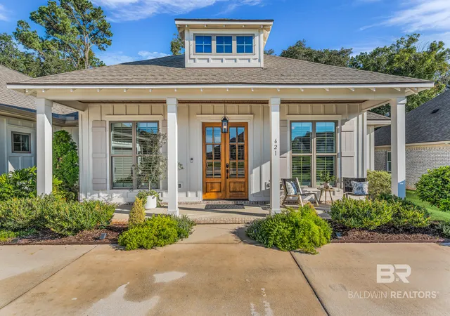 Photo 3 of Sale Pending at 621 Sharpsburg Ave, Fairhope, AL 36532 | MLS# 411370 | Listing updated on 2026-10-17