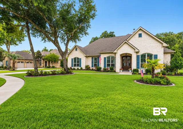Photo 1 of Sale Pending at 16 Wildlife Ct, Gulf Shores, AL 36542 | MLS# 409863 | Listing updated on 2026-09-29