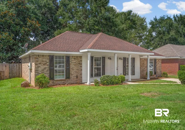 Photo 3 of Single family home for sale at 24423 Gemstone Dr, Loxley, AL 36551 | MLS# 410456 | Listing updated on 2026-09-25