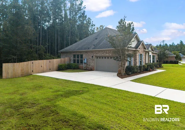 Photo 2 of Single family home for sale at 9766 Tanager Ln, Spanish Fort, AL 36527 | MLS# 409662 | Listing updated on 2026-09-28