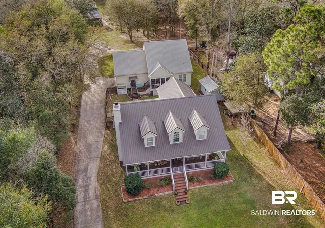 Photo 3 of Single family home for sale at 18853 Highland Dr, Fairhope, AL 36532 | MLS# 410593 | Listing updated on 2026-09-12