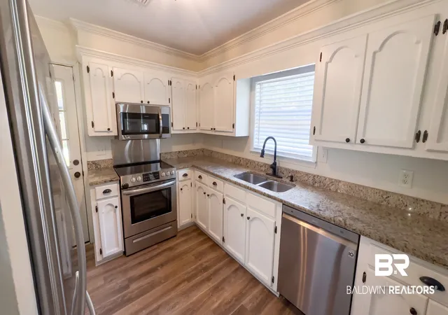Photo 2 of Single family home for sale at 1693 Wofford Pl, Eight Mile, AL 36613 | MLS# 411005 | Listing updated on 2026-09-22