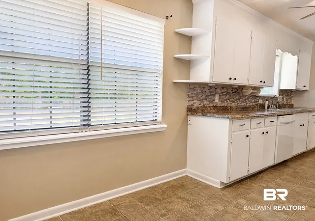 Photo 4 of Single family home for sale at 1605 Brookwood Dr, Brewton, AL 36426 | MLS# 410181 | Listing updated on 2026-09-06