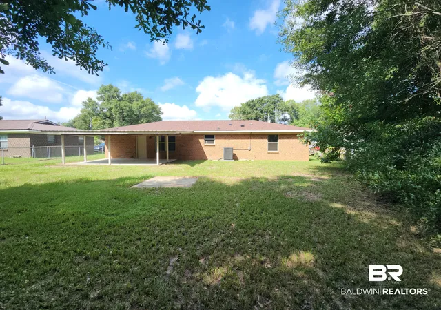 Photo 2 of Townhouse for sale at 313 Woodlawn Ave, Atmore, AL 36502 | MLS# 410459 | Listing updated on 2026-09-09