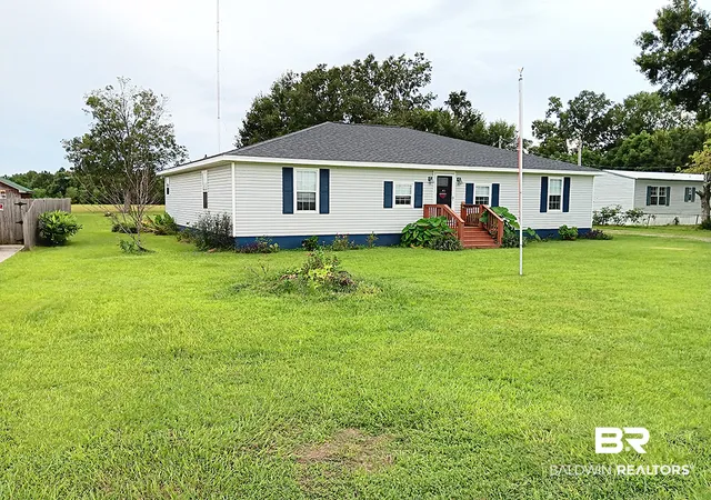 Photo 1 of Single family home for sale at 18700 Fairground Rd, Robertsdale, AL 36567 | MLS# 410213 | Listing updated on 2026-09-14