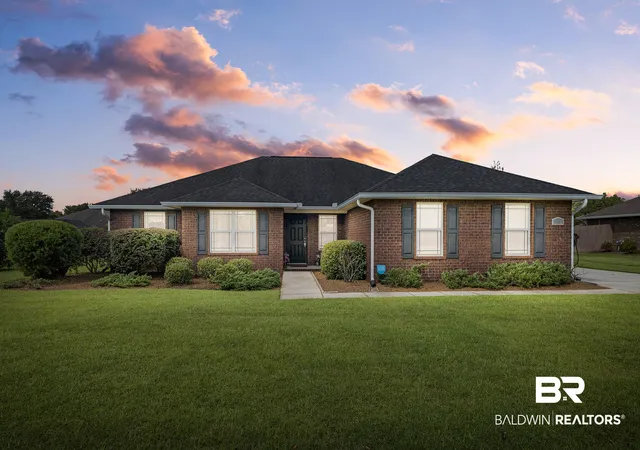 Photo 2 of Single family home for sale at 231 Meadow Run Loop, Foley, AL 36535 | MLS# 410780 | Listing updated on 2026-09-25