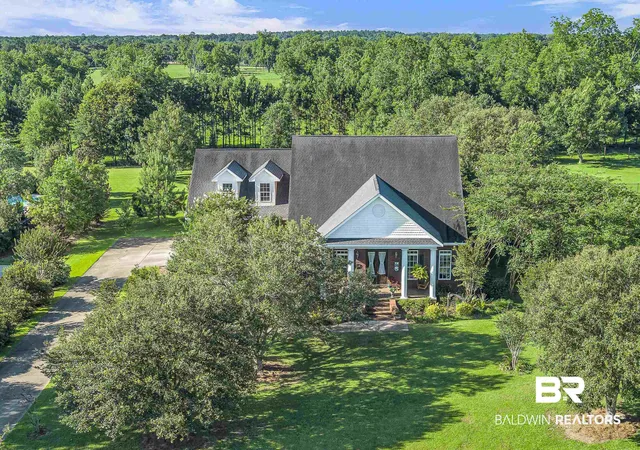 Photo 4 of Single family home for sale at 9370 Thoroughbred Run, Fairhope, AL 36532 | MLS# 399166 | Listing updated on 2026-10-21