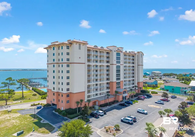 Listing Photo 2 - Condo for sale in building located at 10099 Nelle Ave, Pensacola, FL 32507 - Unit #1006
