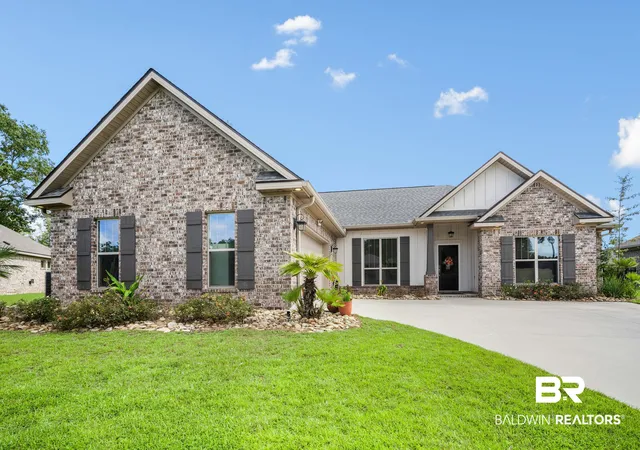 Photo 1 of Single family home for sale at 12690 Squirrel Dr, Spanish Fort, AL 36527 | MLS# 410585 | Listing updated on 2026-09-11