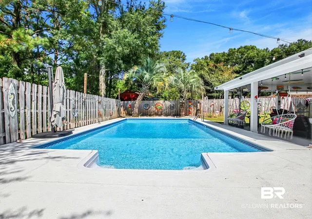 Photo 3 of Single family home for sale at 2816 Gaslight Ln S, Mobile, AL 36695 | MLS# 411201 | Listing updated on 2026-10-15