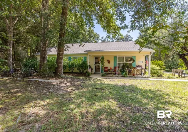 Photo 1 of Single family home for sale at 32844 W Bay Dr, Lillian, AL 36549 | MLS# 410736 | Listing updated on 2026-09-15