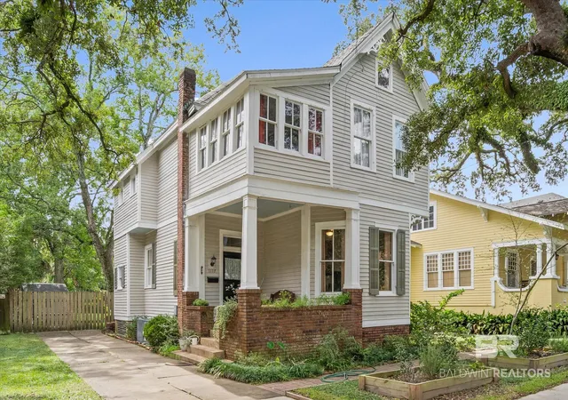 Single family home for sale at 1117 Montauk Ave, Mobile, AL 36604 | MLS# 411774