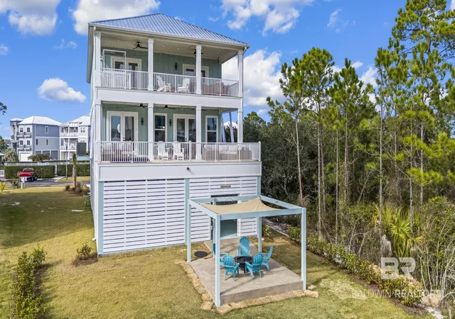 Photo 2 of Single family home for sale at 927 Heron Point Dr, Gulf Shores, AL 36542 | MLS# 411697 | Listing updated on 2026-10-12