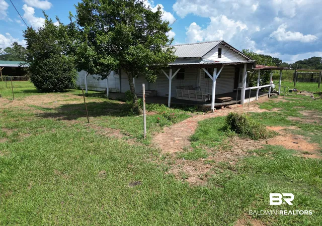 Photo 3 of Single family home for sale at 209 Clearview Rd, Flomaton, AL 36441 | MLS# 411045 | Listing updated on 2026-09-22