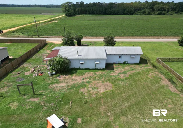 Photo 4 of Single family home for sale at 209 Clearview Rd, Flomaton, AL 36441 | MLS# 411045 | Listing updated on 2026-09-22