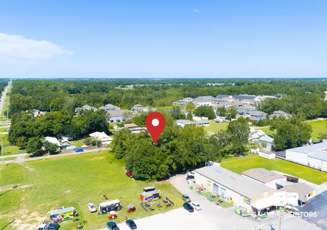 Photo 3 of Sale Pending at 3915 Linton Ln, Foley, AL 36535 | MLS# 410491 | Listing updated on 2026-09-15