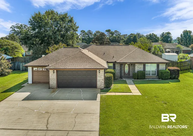 Photo 1 of Single family home for sale at 142 Pennbrooke Loop, Foley, AL 36535 | MLS# 410806 | Listing updated on 2026-09-18