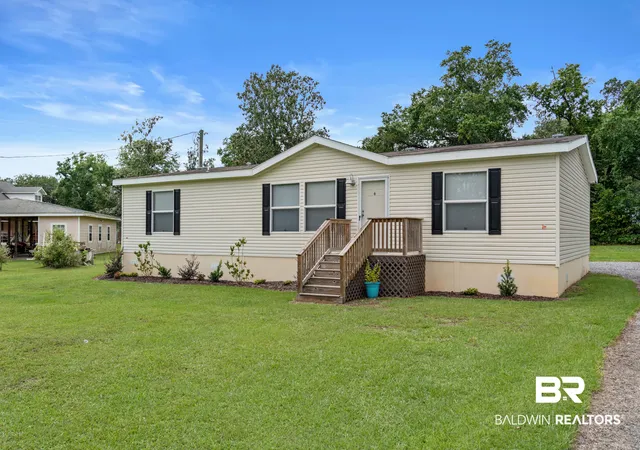 Photo 2 of Manufactured home for sale at 13059 4th Street, Lillian, AL 36549 | MLS# 410152 | Listing updated on 2026-09-09