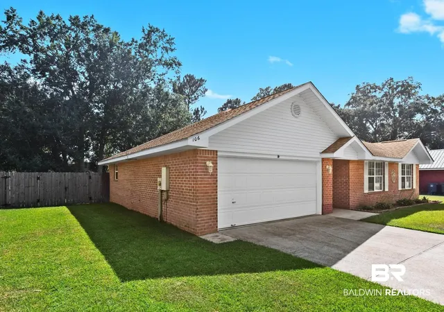 Photo 2 of Single family home for sale at 106 Oak Holw Cir, Foley, AL 36535 | MLS# 411167 | Listing updated on 2026-09-25