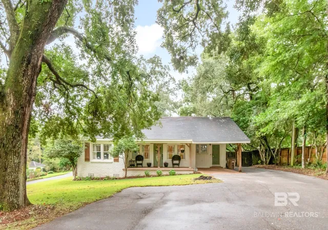 Photo 3 of Single family home for sale at 4149 Burma Rd, Mobile, AL 36693 | MLS# 411919 | Listing updated on 2026-10-13
