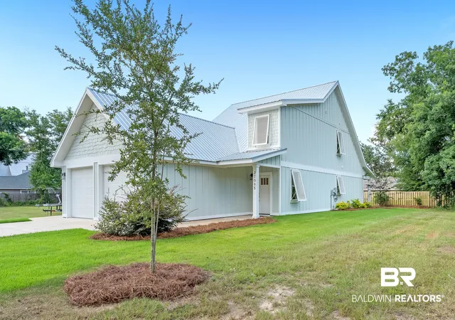 Photo 4 of Single family home for sale at 27085 Park Dr, Orange Beach, AL 36561 | MLS# 409592 | Listing updated on 2026-09-10