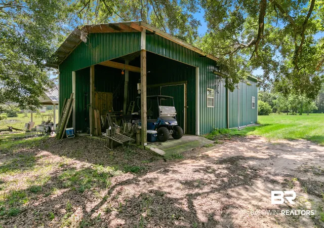Photo 4 of Sale Pending at 18367 Driskell Rd, Loxley, AL 36551 | MLS# 400271 | Listing updated on 2026-09-28