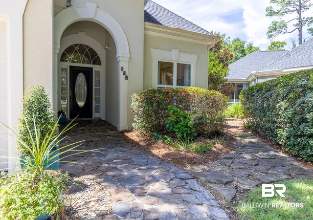 Photo 3 of Sale Pending at 104 Cedar Point, Fairhope, AL 36532 | MLS# 410075 | Listing updated on 2026-09-24