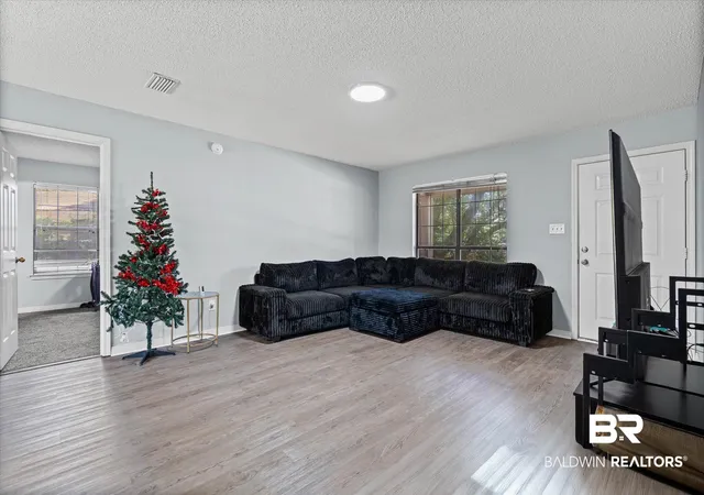 Photo 3 of Single family home for sale at 1469 Mamie Dr, Mobile, AL 36618 | MLS# 408488 | Listing updated on 2026-10-19