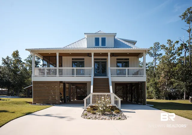 Photo 1 of Sale Pending at 10312 Bayhaven Cir, Fairhope, AL 36532 | MLS# 410909 | Listing updated on 2026-10-01