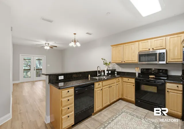 Photo 3 of Townhouse for sale at 20637 Blueberry Ln #UNIT 28, Fairhope, AL 36532 | MLS# 406514 | Listing updated on 2026-10-21