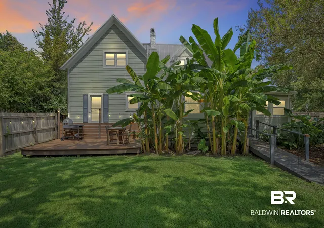 Photo 2 of Single family home for sale at 207 W Rose Ave, Foley, AL 36535 | MLS# 410592 | Listing updated on 2026-10-06